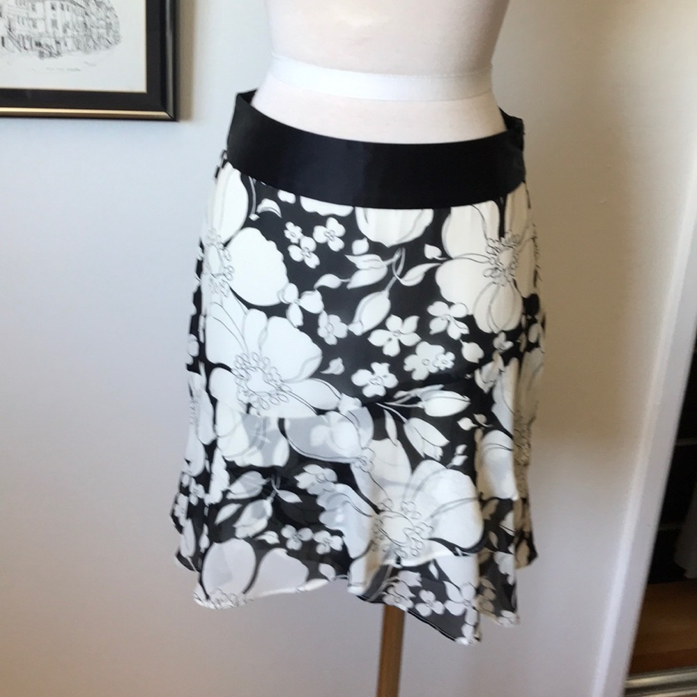 Black & white 100% silk skirt. Never worn.